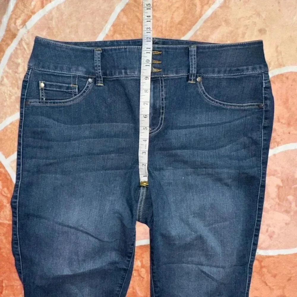 Torrid Super Stretch Jegging 3 Button Jeans Denim Super Soft Women's Sz 16 - Picture 6 of 7